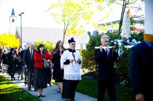 Pilgrim Virgin and rosary procession