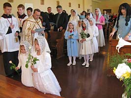 processing up for the May Crowning of Our Lady